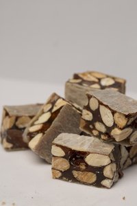 Schwarzer Nougat aus der Provence, 50 g