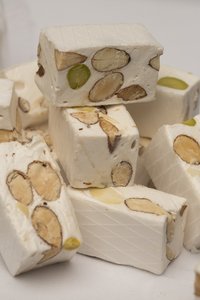 Weißer Nougat aus der Provence, 50 g